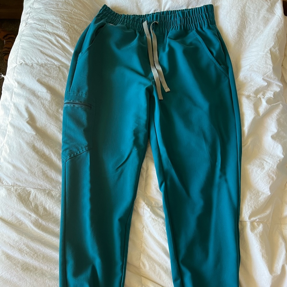 Figs pacific blue joggers
